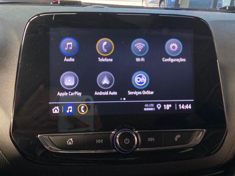 Chevrolet ONIX SEDAN Plus LT 1.0 12V Flex 4p Mec.