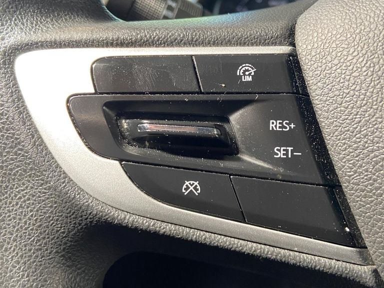 Chevrolet ONIX SEDAN Plus LT 1.0 12V Flex 4p Mec.