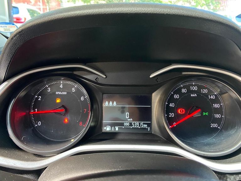 Chevrolet ONIX SEDAN Plus LT 1.0 12V Flex 4p Mec.