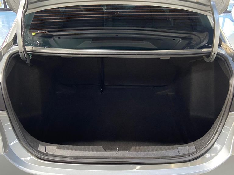 Chevrolet ONIX SEDAN Plus LT 1.0 12V Flex 4p Mec.