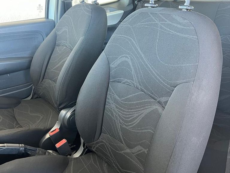 Fiat Strada Working HARD 1.4 Fire Flex 8V CD