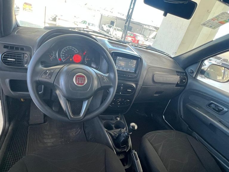 Fiat Strada Working HARD 1.4 Fire Flex 8V CD