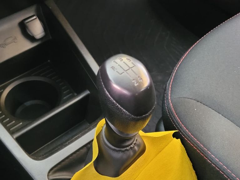 Renault KWID Zen 1.0 Flex 12V 5p Mec.