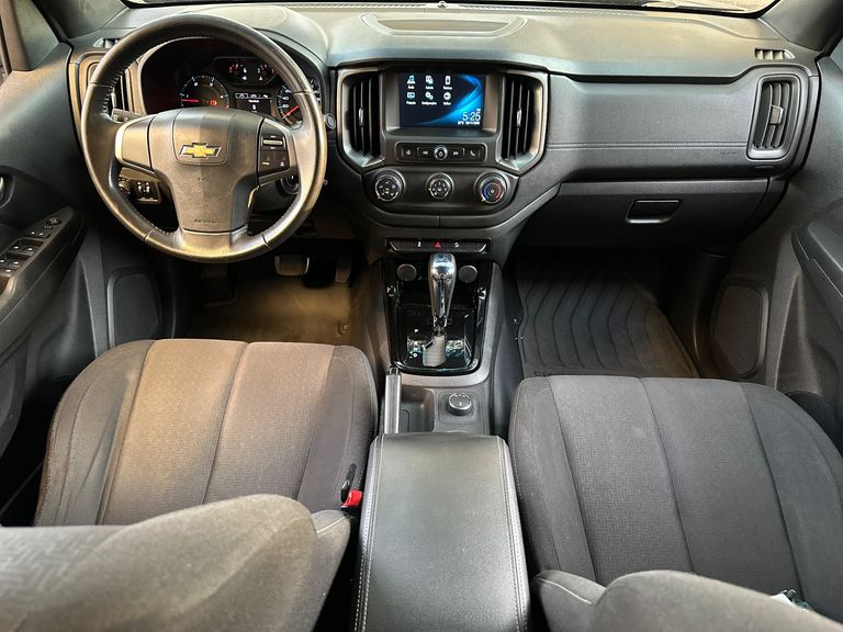 Chevrolet S10 Pick-Up Midnight 2.8 4x4 CD Dies Aut