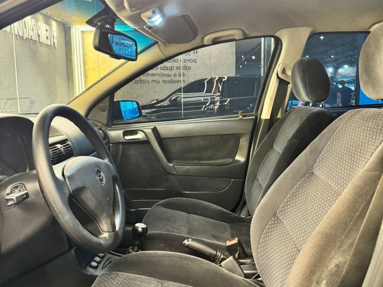 Chevrolet Astra Advantage 2.0 MPFI 8V FlexPower 5p