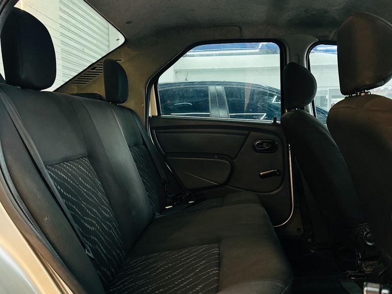 Renault LOGAN Authentique Hi-Flex 1.0 16V 4p