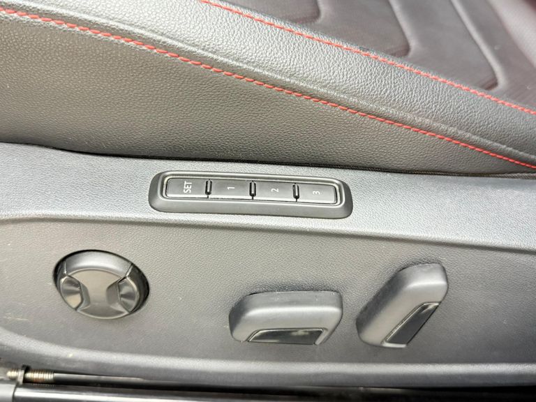 VolksWagen JETTA GLI 350 TSI 2.0 16V 4p Aut.