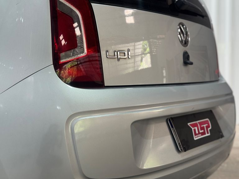 VolksWagen up! move 1.0 Total Flex 12V 5p