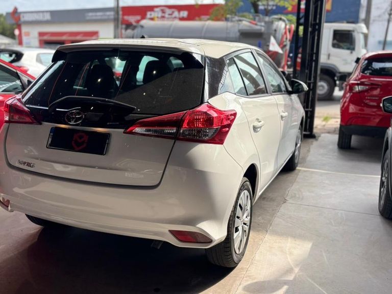 Toyota YARIS XL 1.5 Flex 16V 5p Aut.