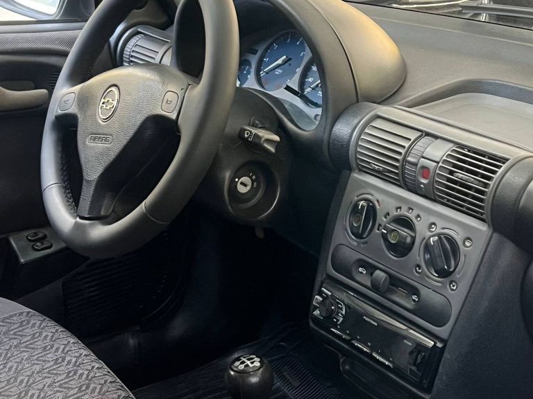 Chevrolet Corsa Sed.Wind 1.0/Millenium/Classic VHC