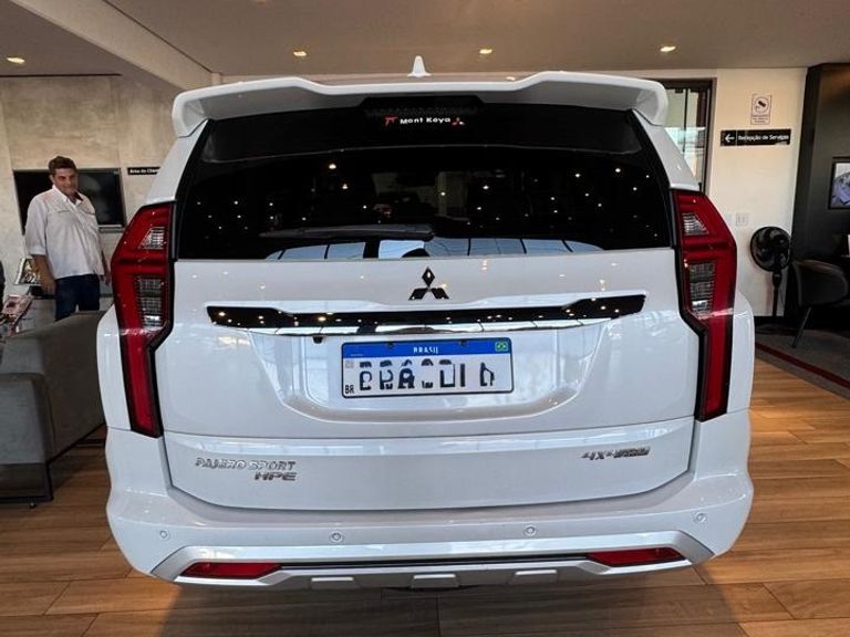 Mitsubishi Pajero Sport HPE 2.4 4x4 Diesel Aut.