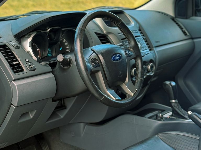 Ford Ranger Limited 3.2 4x4 CD Diesel Aut.