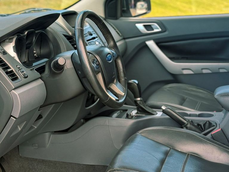 Ford Ranger Limited 3.2 4x4 CD Diesel Aut.