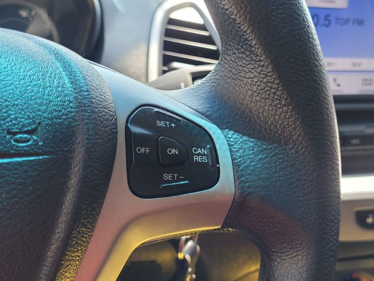 Ford Ka 1.5 SE Plus 12V Flex 5p Aut.