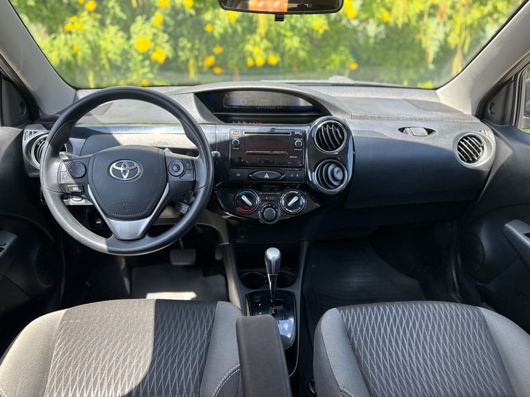 Toyota ETIOS XS Sedan 1.5 Flex 16V 4p Aut.