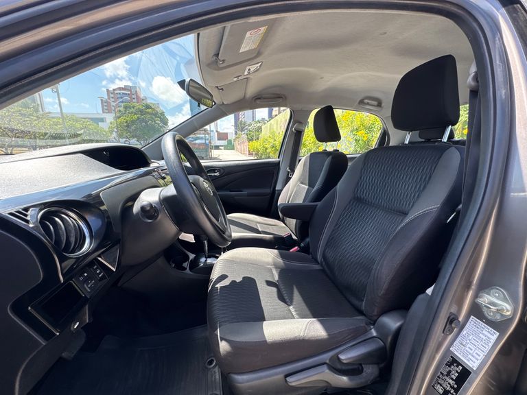 Toyota ETIOS XS Sedan 1.5 Flex 16V 4p Aut.