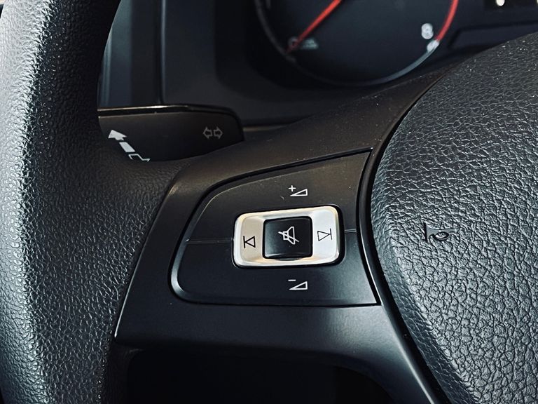 VolksWagen Polo 1.0 MPI Flex 12V 5p