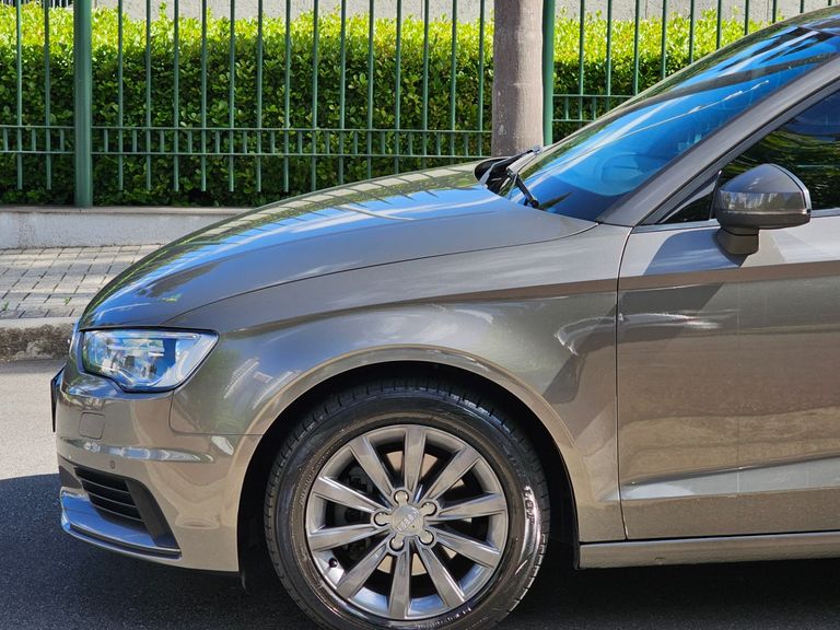 Audi A3 Sedan 1.4/ Attra. 16V TB FSI S-tronic