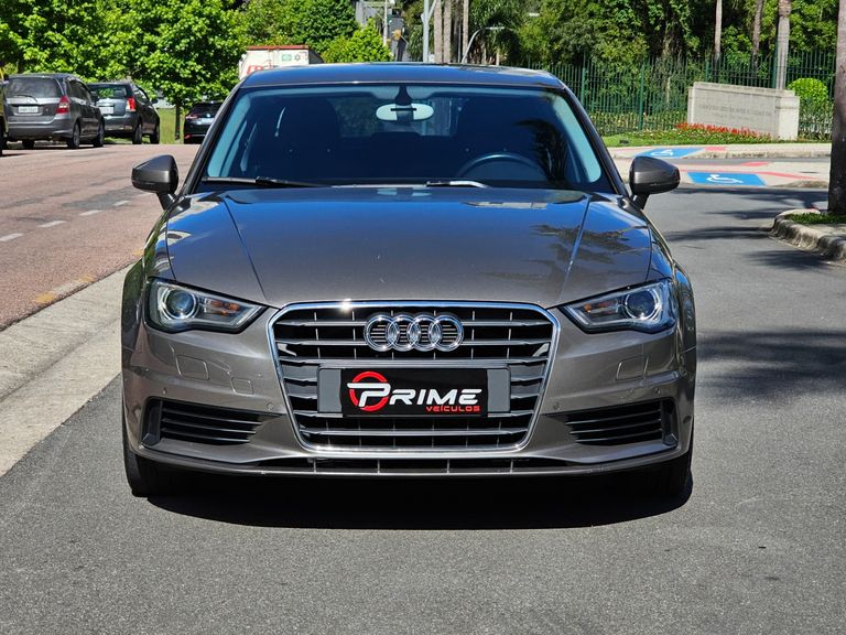 Audi A3 Sedan 1.4/ Attra. 16V TB FSI S-tronic