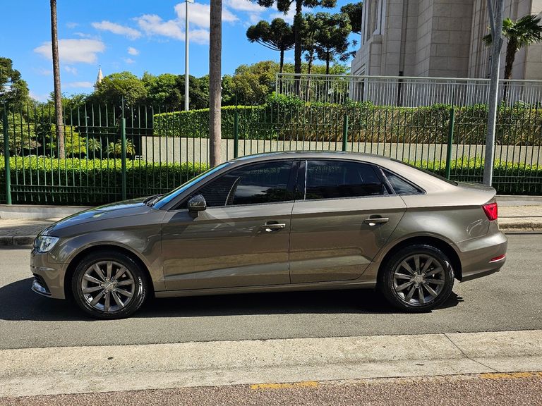 Audi A3 Sedan 1.4/ Attra. 16V TB FSI S-tronic
