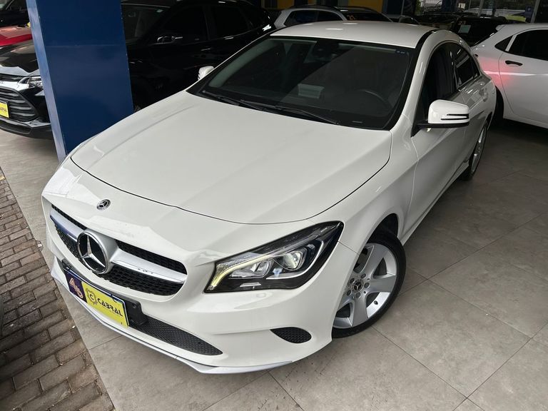 Mercedes CLA-180 1.6 16V 122cv Aut.