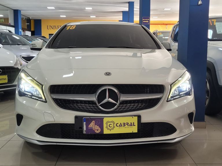 Mercedes CLA-180 1.6 16V 122cv Aut.