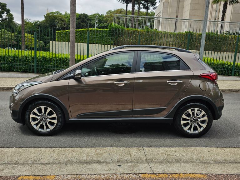 Hyundai HB20X Premium 1.6 Flex 16V Aut.