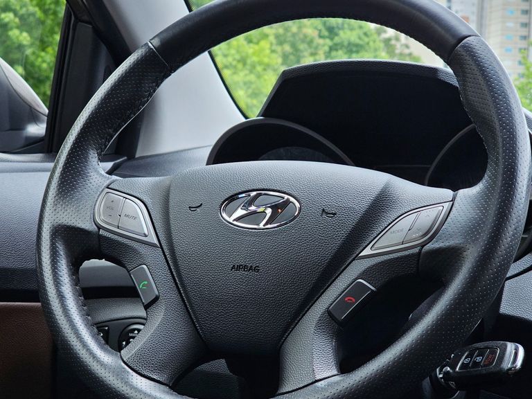 Hyundai HB20X Premium 1.6 Flex 16V Aut.