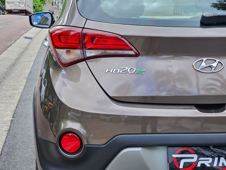 Hyundai HB20X Premium 1.6 Flex 16V Aut.