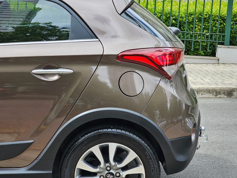 Hyundai HB20X Premium 1.6 Flex 16V Aut.
