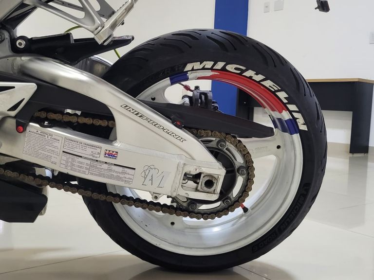 HONDA CBR 1000 RR Fireblade