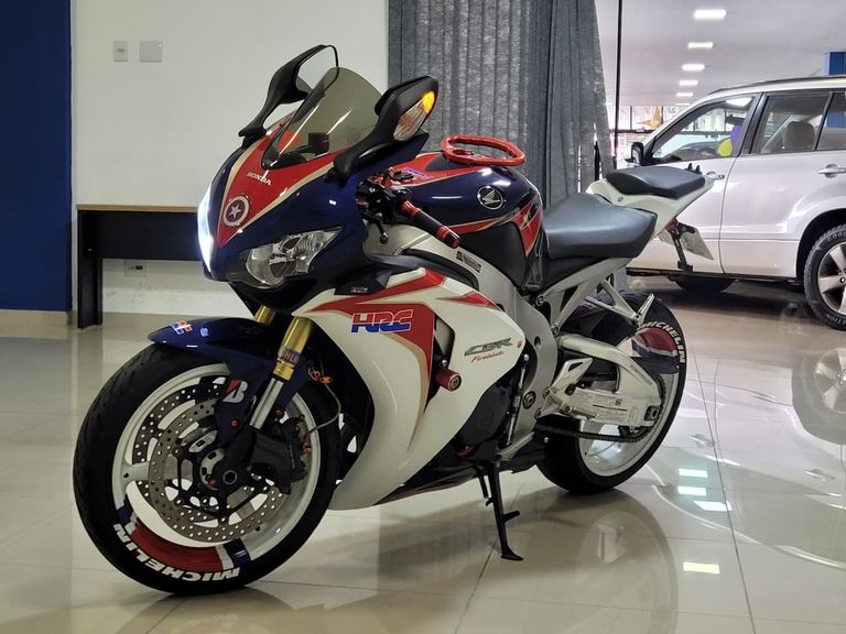 HONDA CBR 1000 RR Fireblade