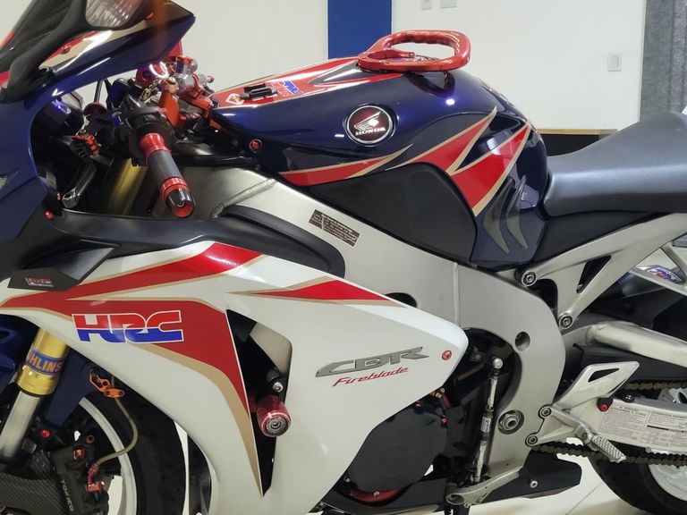 HONDA CBR 1000 RR Fireblade