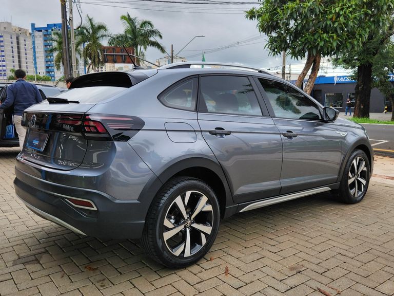 VolksWagen Nivus Highline 1.0 200 TSI Flex Aut.