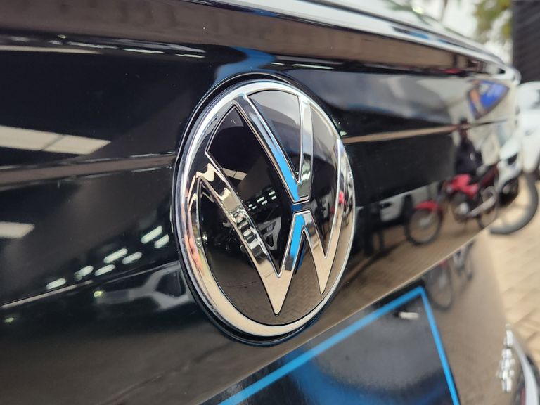 VolksWagen Nivus Highline 1.0 200 TSI Flex Aut.