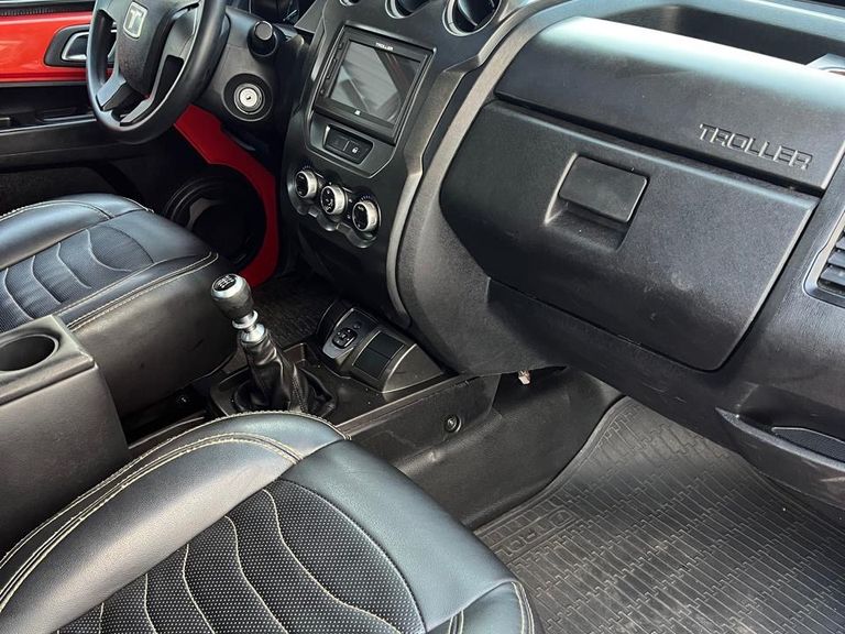 Troller T-4 4x4 3.2 20V Tdi Cap. Rígida Diesel