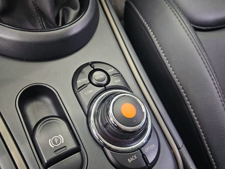 Mini COOPER Country. John Works ALL4 2.0 Aut.