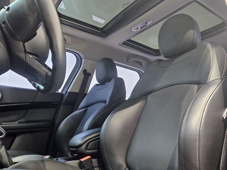 Mini COOPER Country. John Works ALL4 2.0 Aut.