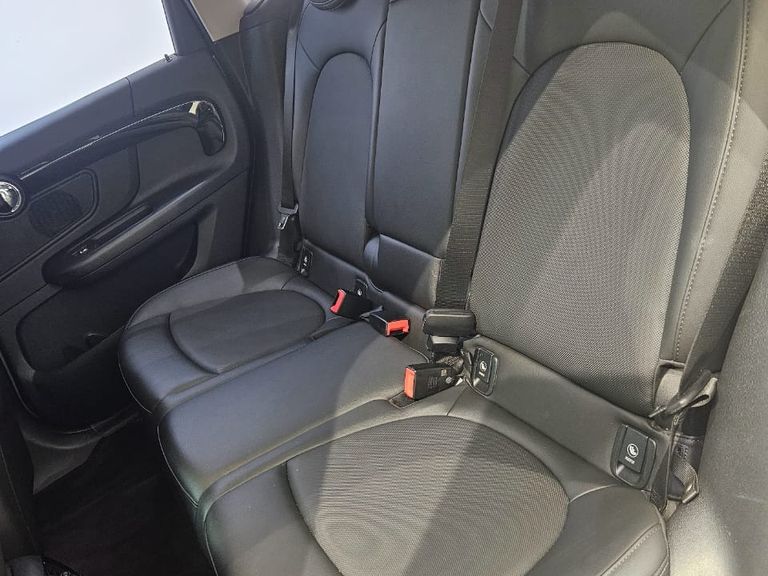 Mini COOPER Country. John Works ALL4 2.0 Aut.