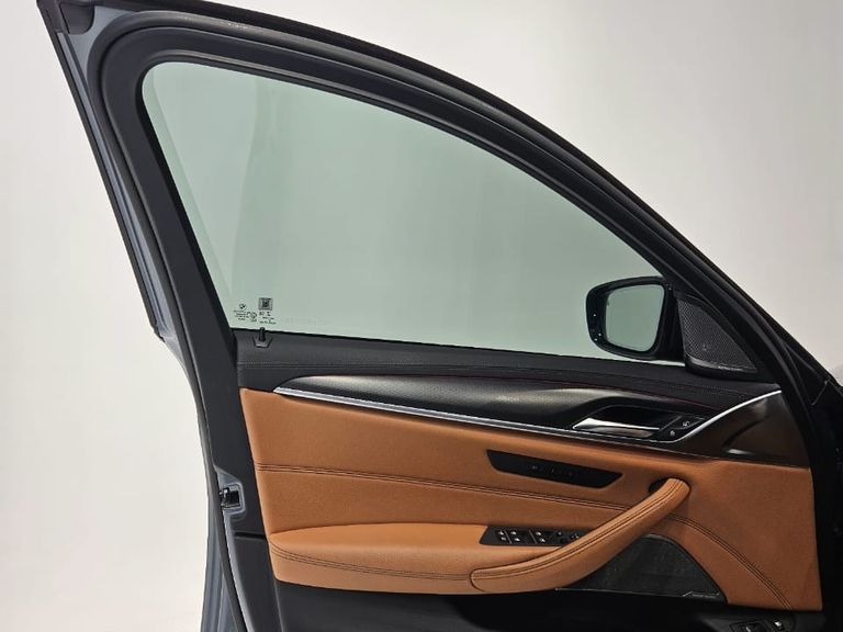 BMW 530e M Sport 2.0 Turbo Aut. (Híbrido)