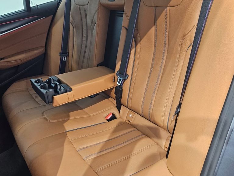 BMW 530e M Sport 2.0 Turbo Aut. (Híbrido)