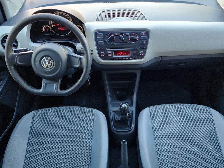 VolksWagen up! move 1.0 TSI Total Flex 12V 5p