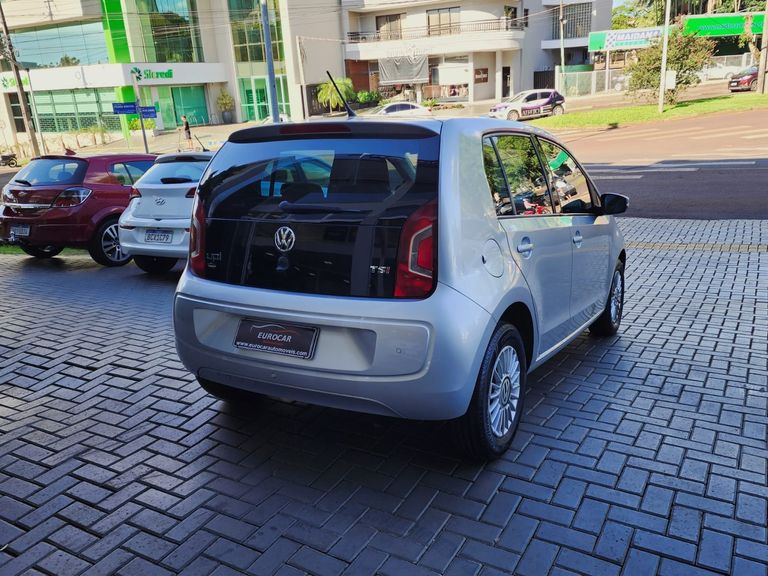 VolksWagen up! move 1.0 TSI Total Flex 12V 5p