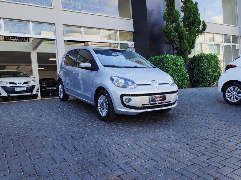 VolksWagen up! move 1.0 TSI Total Flex 12V 5p