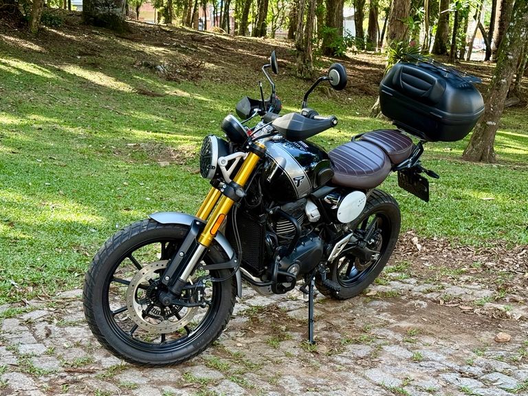 TRIUMPH SCRAMBLER 400X