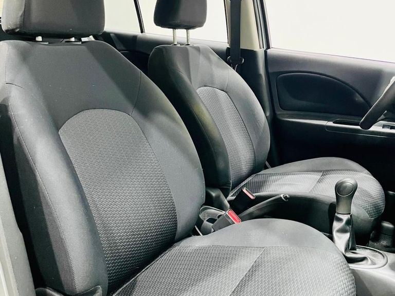 Nissan MARCH S 1.6 16V Flex Fuel 5p