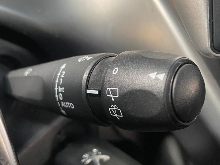 Peugeot 208 Griffe 1.6 Flex 16V 5p Aut.