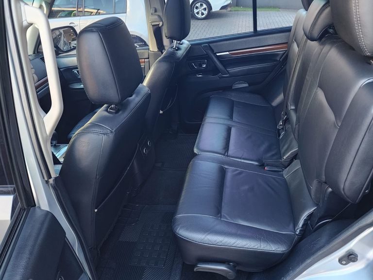 Mitsubishi Pajero HPE Full 3.8 V6 250cv 5p Aut.