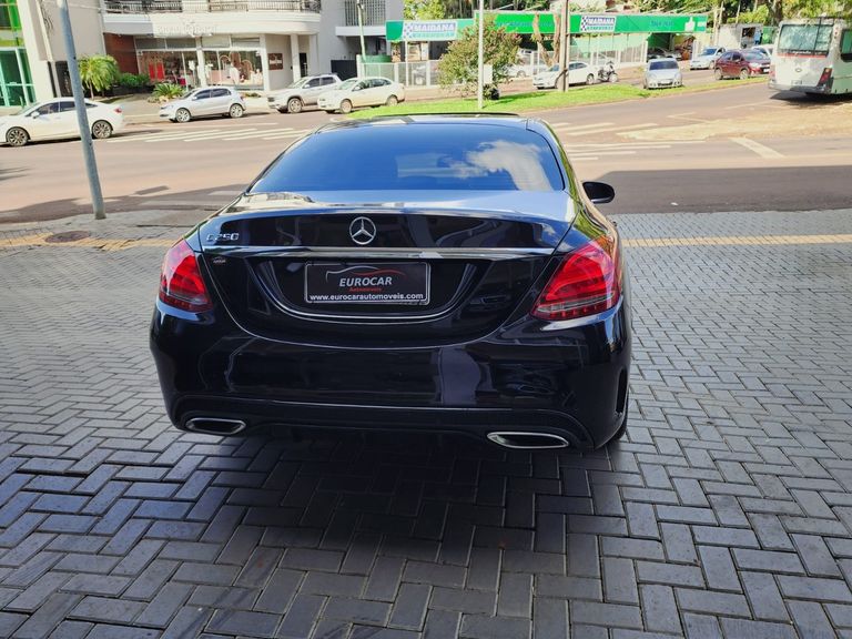 Mercedes C-250 Sport 2.0 16V 211cv Aut.