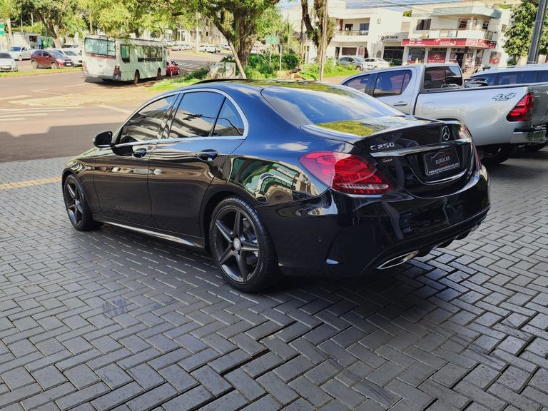 Mercedes C-250 Sport 2.0 16V 211cv Aut.